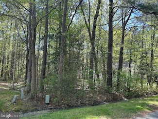 77 Brandywine Dr, Ocean Pines, MD 21811