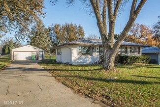 715 Stuart St, Carlisle, IA 50047