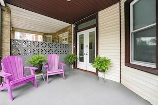 312 49th St, Union City, NJ 07087