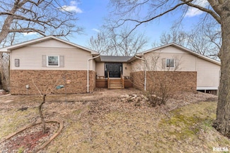 301 Bluff St, Port Byron, IL 61275
