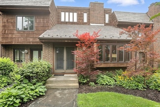 6806 Covington Creek Trail, Fort Wayne, IN 46804