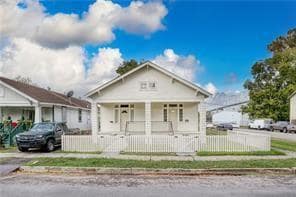 401 Monroe St, Gretna, LA 70053