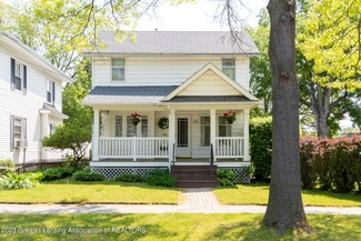 1727 Coleman Ave, Lansing, MI 48910