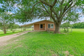501 Carlson Cir, Wharton, TX 77488
