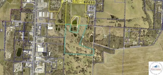 1615 Elm Hills Blvd, Sedalia, MO 65301