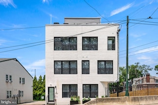 4921 Chester Ave Unit 302, Philadelphia, PA 19143