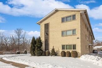 7330 Ogden Ave Unit 2, Riverside, IL 60546