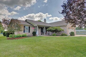 1010 N County Line Rd, Markle, IN 46770