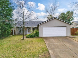 1128 Grouse Dr, Redding, CA 96003