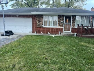 7753 Sholer Ave, Bridgeview, IL 60455