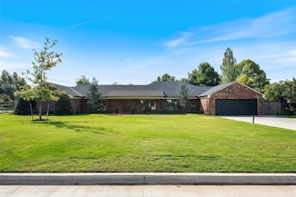 1708 Randel Rd, Nichols Hills, OK 73116