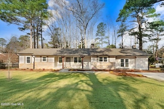 210 S General Lee Ave, Dunn, NC 28334