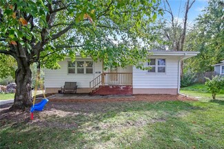608 SE 2nd St, Grimes, IA 50111