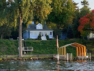 3132 Northview Rd, Wayzata, MN 55391