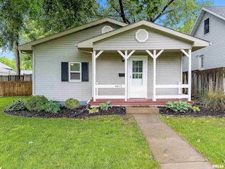 4415 N Constantine Ave, Peoria Heights, IL 61616