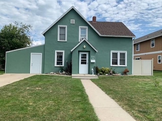 206 8th Ave SW, Sidney, MT 59270