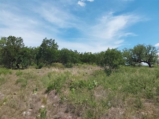 313 Eagle Basin Cir, Spicewood, TX 78669
