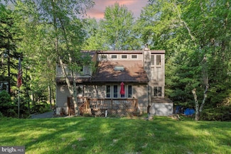 440 Orono Dr, Pocono Lake, PA 18347