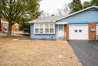6 A Moccasin Dr Unit A, Manchester Township, NJ 08759