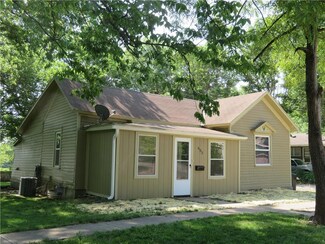 603 S Agate St, Paola, KS 66071
