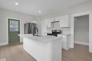 33 N Hartford Ave, Columbus, OH 43222