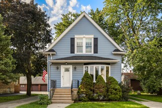 8031 Christie Ave, Lyons, IL 60534