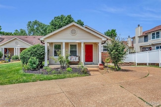 13737 Minnette Ct, Saint Louis, MO 63128