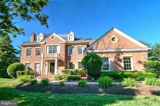 1281 Middleton Ct, Vienna, VA 22182