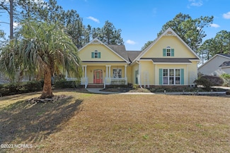 3929 Harmony Cir, Southport, NC 28461
