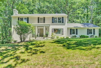 5227 Archer Dr, Roanoke, VA 24018