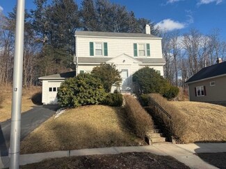 56 Havelock Rd, Worcester, MA 01602
