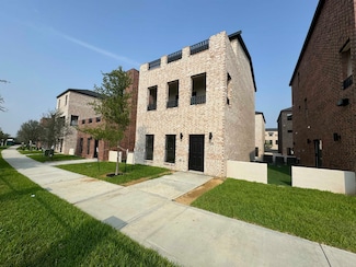 210 Veracruz Dr Unit 105, Laredo, TX 78045
