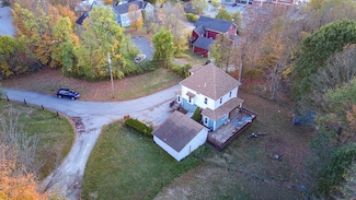 38 River St, Newport, NH 03773