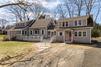 2529 Bristol Rd, New Harbor, ME 04554