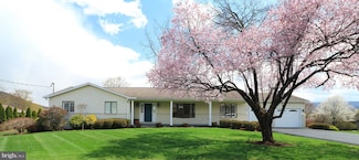 880 Oak Ridge Ave, State College, PA 16801