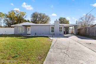 2825 Tulip Cir E, Jacksonville, FL 32246