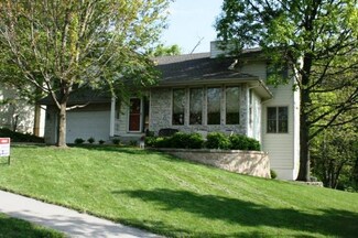 4428 NW Indian Ln, Riverside, MO 64150