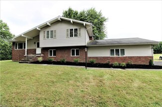 3588 Newton Falls Tomlinson Rd SW, Newton Falls, OH 44444