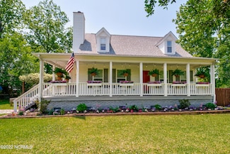 2223 Gibson Ave, Wilmington, NC 28403
