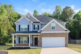 1020 Bluecoat Cir, Hampton, GA 30228