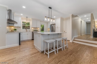 135 Fairmount Rd E, Califon, NJ 07830