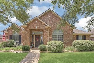 1704 Spring Glen Ln, Pearland, TX 77581