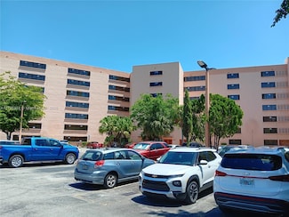 9688 Fontainebleau Blvd Unit 401, Miami, FL 33172