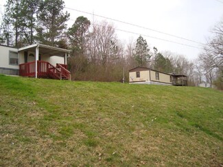105 W Colston Ln, Tunnel Hill, GA 30755