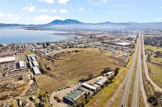 205 Kimberly Ln, Lakeport, CA 95453