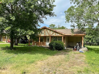 409 S 5th St, Crandall, TX 75114