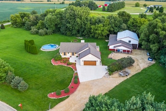 15333 E Mcneal Rd, Monroe Center, IL 61052