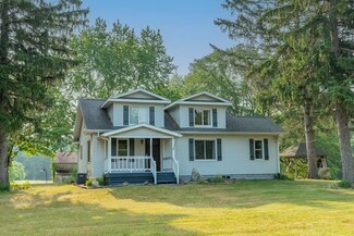 56838 Pear Rd, South Bend, IN 46619