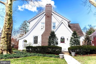133 Elm Ave, Hershey, PA 17033
