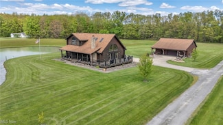 15180 Stoltz Rd, Diamond, OH 44412